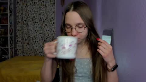 Leslie online show from March 2, 9:01 pm