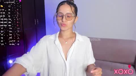 Snapshot of your_lilacute1 chatting on May 30, 8:28 pm Lila online show from May 30, 8:28 pm