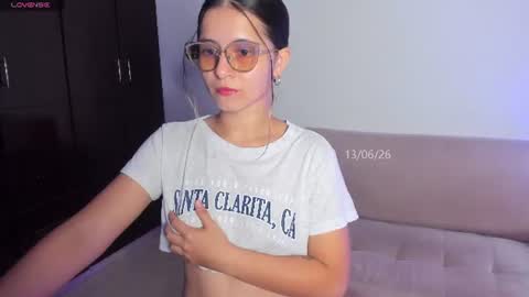 Snapshot of your_lilacute1 chatting on June 13, 10:29 pm Lila online show from June 13, 10:29 pm