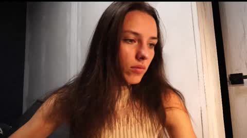 Meri  online show from October 22, 8:52 pm