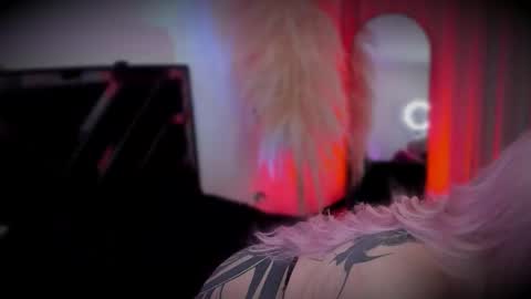 Snapshot of your_littlepervert_ chatting on February 1, 2:32 am Cami independent model online show from February 1, 2:32 am