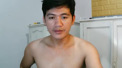Snapshot of your_love_miaka chatting on May 5, 3:53 pm your_love_miaka online show from May 5, 3:53 pm