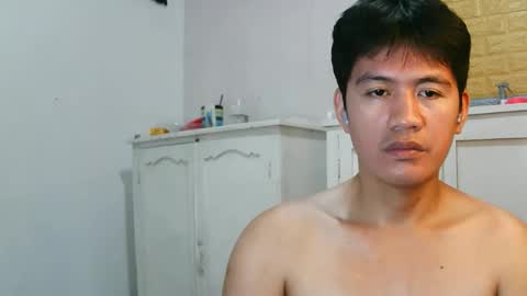 Snapshot of your_love_miaka chatting on May 10, 7:24 am your_love_miaka online show from May 10, 7:24 am