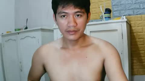 Snapshot of your_love_miaka chatting on May 16, 7:45 pm your_love_miaka online show from May 16, 7:45 pm