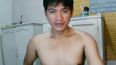 Snapshot of your_love_miaka chatting on May 16, 8:07 pm your_love_miaka online show from May 16, 8:07 pm