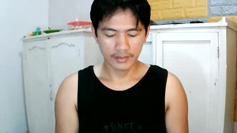 Snapshot of your_love_miaka chatting on June 1, 10:50 am your_love_miaka online show from June 1, 10:50 am