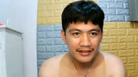 Snapshot of your_love_miaka chatting on July 15, 2:06 am your_love_miaka online show from July 15, 2:06 am