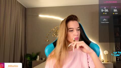 Jessica Loyd online show from January 30, 3:11 am