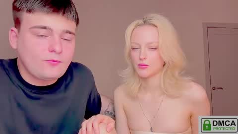 your_molly_mark online show from April 29, 7:34 am