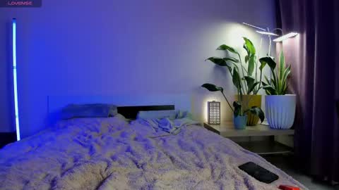 Pennyy online show from February 4, 7:53 pm