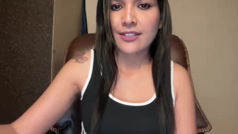 Snapshot of your_priya_77 chatting on February 26, 10:47 am sonam online show from February 26, 10:47 am