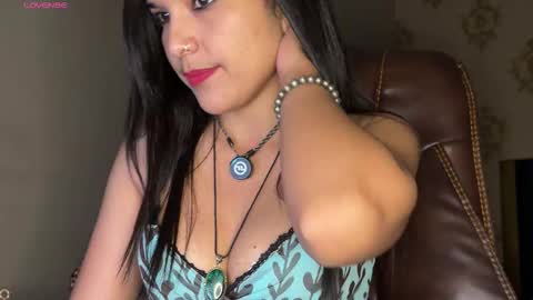 Snapshot of your_priya_77 chatting on March 10, 6:35 pm sonam online show from March 10, 6:35 pm