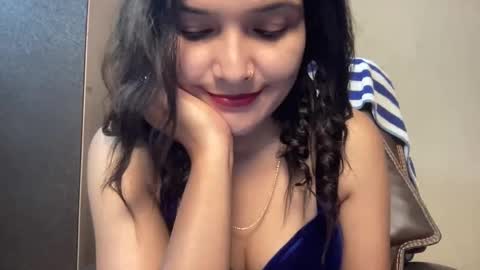 Snapshot of your_priya_77 chatting on April 8, 10:48 am sonam online show from April 8, 10:48 am