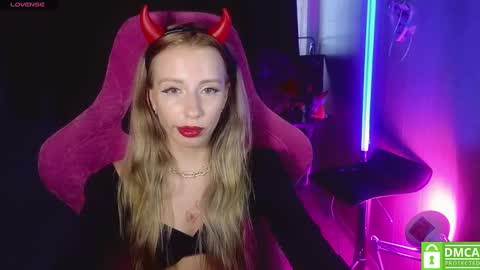 Alice  online show from March 3, 3:08 am