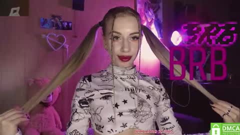 Alice  online show from January 18, 12:03 am