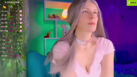 your_spring online show from October 28, 11:29 pm