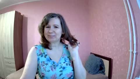 Snapshot of your_starsun chatting on December 5, 8:34 am your_starsun online show from December 5, 8:34 am