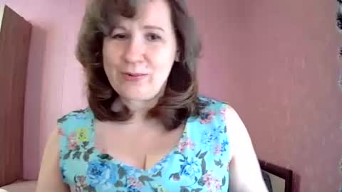 Snapshot of your_starsun chatting on February 22, 11:42 am your_starsun online show from February 22, 11:42 am