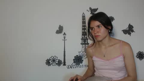 KAREN online show from December 4, 9:13 pm