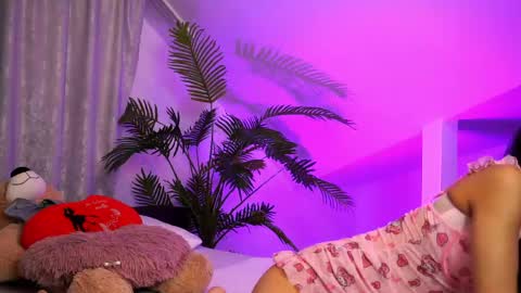 TenderSin online show from June 1, 1:29 am