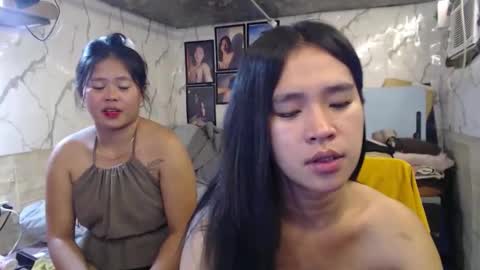 your_twinkletoes18 online show from May 11, 4:48 pm