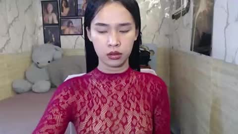 your_twinkletoes18 online show from May 18, 1:02 am