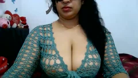 Snapshot of yourashawari chatting on May 17, 1:47 am yourashawari online show from May 17, 1:47 am