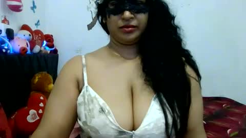 Snapshot of yourashawari chatting on May 21, 3:57 am yourashawari online show from May 21, 3:57 am
