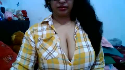 Snapshot of yourashawari chatting on May 22, 1:24 am yourashawari online show from May 22, 1:24 am