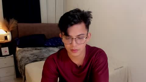 Snapshot of yourasian_bradley chatting on March 3, 2:26 pm yourasian_bradley online show from March 3, 2:26 pm
