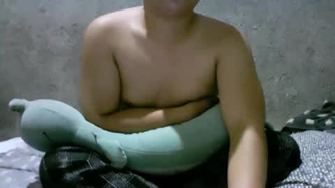 Snapshot of yourasian_lover29 chatting on February 21, 3:13 pm yourasian_lover29 online show from February 21, 3:13 pm