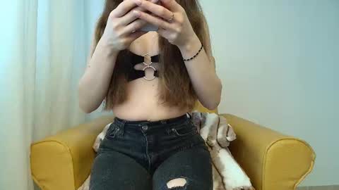 Snapshot of yourbaby85 chatting on February 21, 9:54 am Jo online show from February 21, 9:54 am