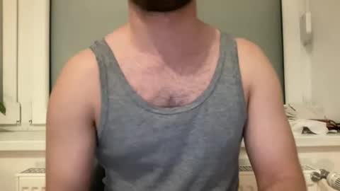 Snapshot of yourchattyboy chatting on February 5, 9:41 pm yourchattyboy online show from February 5, 9:41 pm