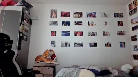 Snapshot of yourchrisjizz chatting on October 6, 11:51 am yourchrisjizz online show from October 6, 11:51 am