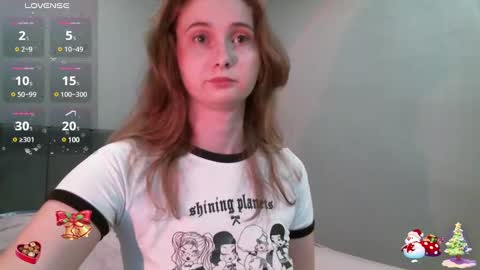 Snapshot of yourcreamyister chatting on January 3, 8:01 pm creamysister online show from January 3, 8:01 pm