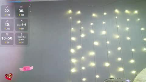 Snapshot of yourcreamyister chatting on January 31, 7:18 pm creamysister online show from January 31, 7:18 pm