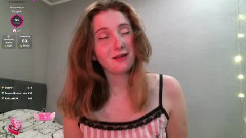 Snapshot of yourcreamyister chatting on February 28, 10:06 pm creamysister online show from February 28, 10:06 pm