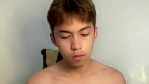 Snapshot of yourcummer_april chatting on June 2, 8:16 am April online show from June 2, 8:16 am