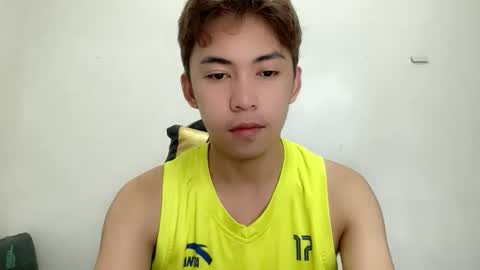 Snapshot of yourcummer_april chatting on June 5, 5:36 am April online show from June 5, 5:36 am
