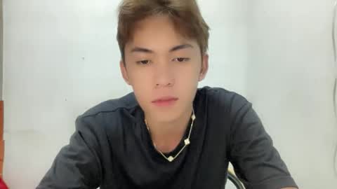 Snapshot of yourcummer_april chatting on June 6, 7:29 pm April online show from June 6, 7:29 pm