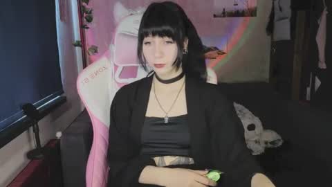 Snapshot of yourcutiegoth chatting on June 23, 10:57 am Vasilisa online show from June 23, 10:57 am