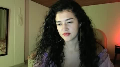 Snapshot of yourdreamgirl2025 chatting on June 2, 12:23 am yourdreamgirl2025 online show from June 2, 12:23 am