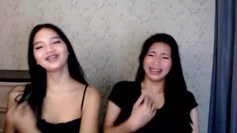 Snapshot of yourdreamgirlgwen chatting on July 23, 7:12 pm GWENI online show from July 23, 7:12 pm