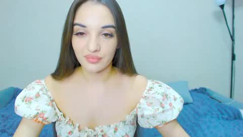 Snapshot of yourdreammary chatting on June 18, 4:22 pm Adele online show from June 18, 4:22 pm