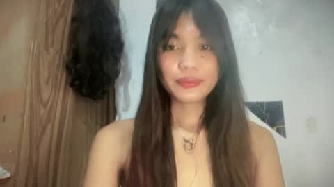 Snapshot of yourehot_sedny chatting on June 16, 1:47 pm yourehot_sedny online show from June 16, 1:47 pm