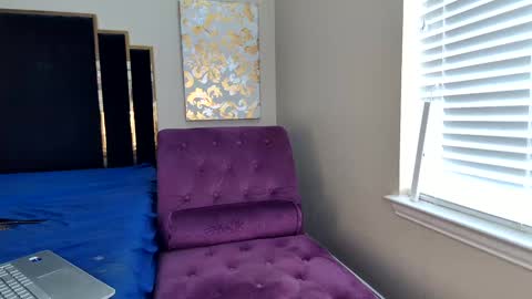 Horny Hotwife Wants To Play online show from October 7, 4:37 pm