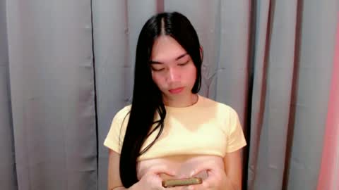 jenlie online show from June 26, 6:45 pm