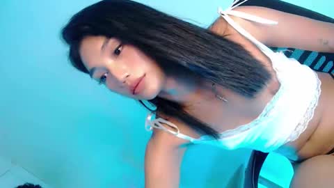 Snapshot of yourfantasygirlxx chatting on June 8, 5:02 pm Judy online show from June 8, 5:02 pm