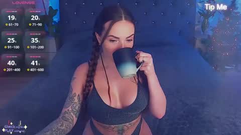 Sue online show from December 26, 11:43 am