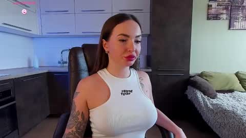 Sue online show from February 4, 10:21 am